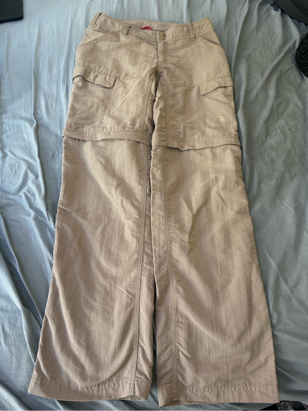 The North Face hiking pants /shorts size 4 in great condition